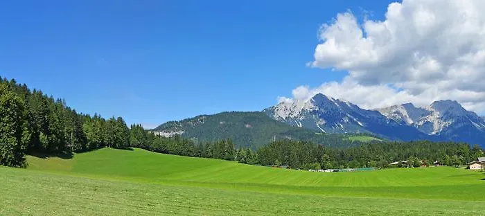 Bed & Breakfast Strasser Söll