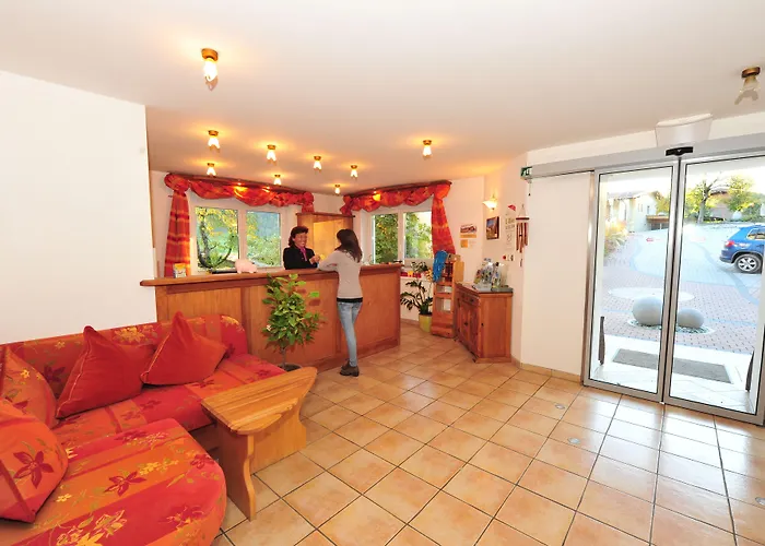 Bed & Breakfast Strasser 4*